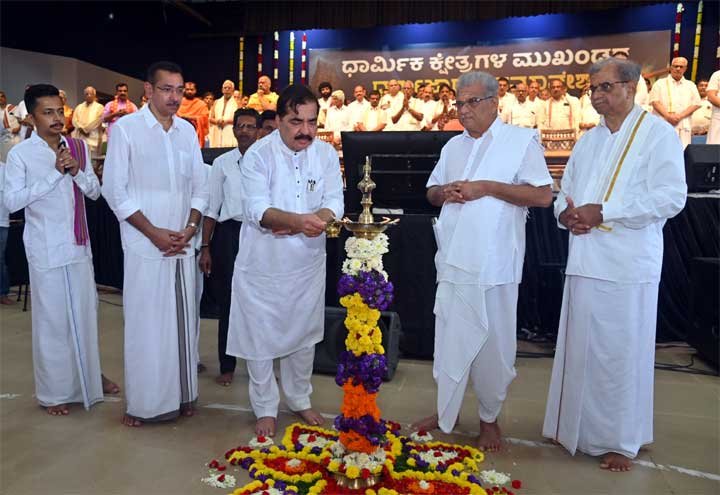 Dharmasthala-Dharmika