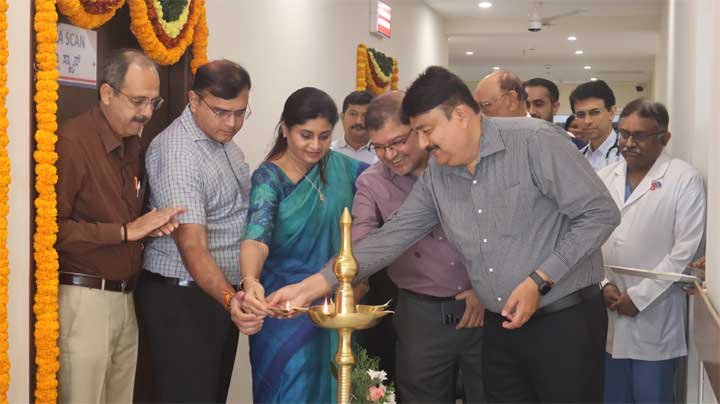 AJ-Hospital--Hologic