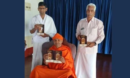 Charukeerthi-Bhattarak-Swami