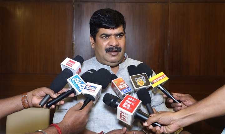 Vedavyas-Kamath-Protest