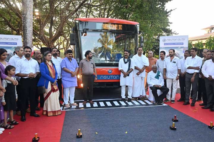 Ganeshprasad-Electric-bus