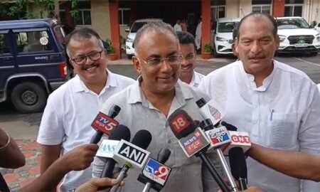 Minister-Dinesh-GunduRao