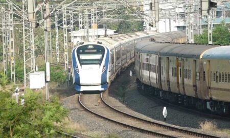 Vande-bharath-rail