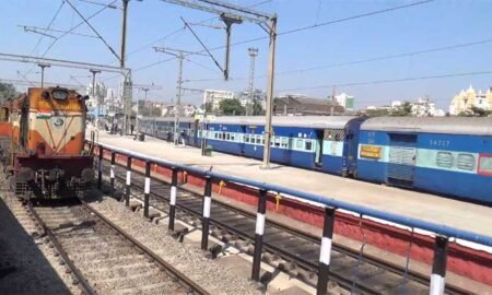 mumbai-train