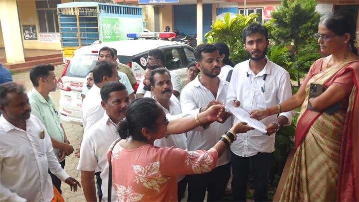 Yedapadavu-Water-protest