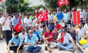 Sunday-Bazar-Protest
