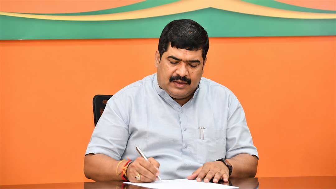 MLA Vedvyas-kamath